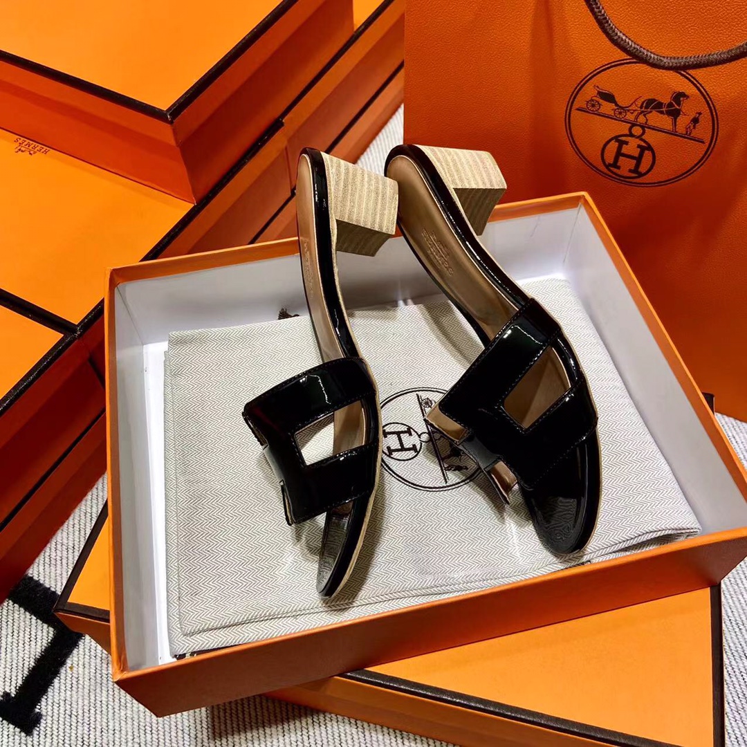 에르메스 올수공 오아시스 슬리퍼 샌들 페이던트 25